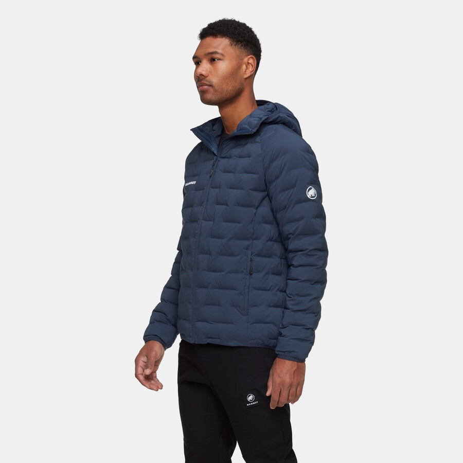 sender in hooded jacket men vin