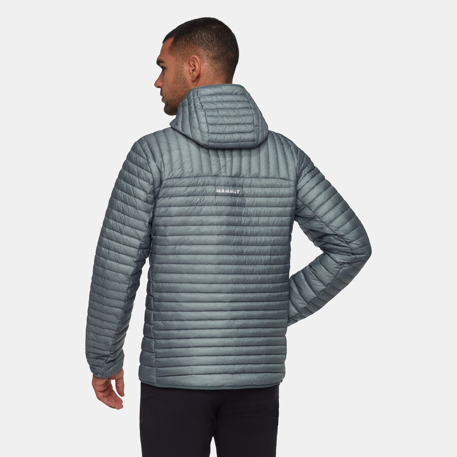 broad peak light in hooded jacket men pinea
