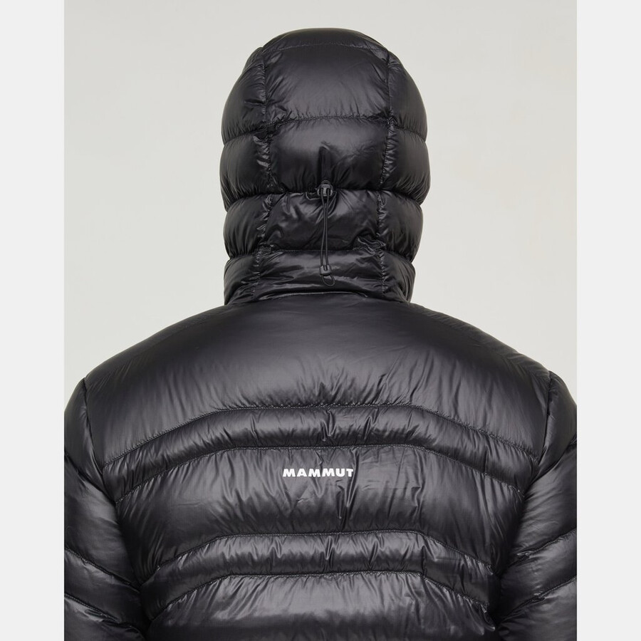 valley light in hooded jacket men creas black