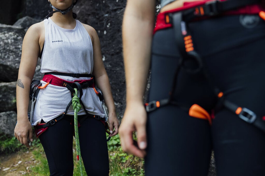 togir 2.0 3-slide harnas voor dames bloedrood
